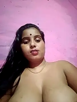 Webcam Model (Poonamdhillo)  is live.Free join now!