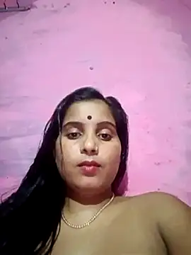 Webcam Model(Poonamdhillo) is live