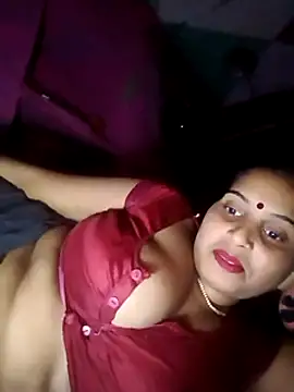 Webcam Model (Poonamdhillo)  is live.Free join now!