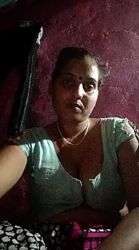 Webcam Model (Poonamdhillo)  is live.Free join now!