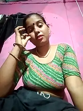 Webcam Model (Poonamdhillo)  is live.Free join now!