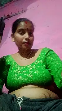 Webcam Model(Poonamdhillo) is live