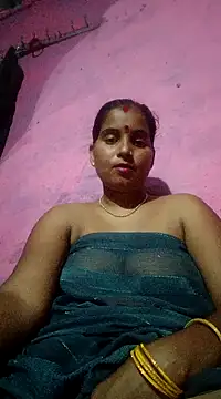 Webcam Model (Poonamdhillo)  is live.Free join now!