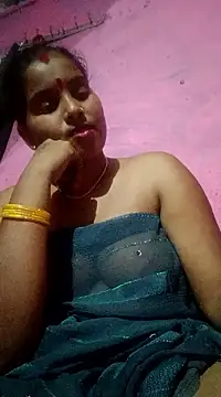 Webcam Model (Poonamdhillo)  is live.Free join now!