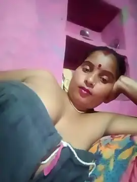 Webcam Model (Poonamdhillo)  is live.Free join now!