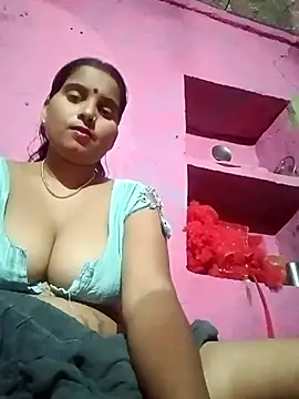 Webcam Model (Poonamdhillo)  is live.Free join now!