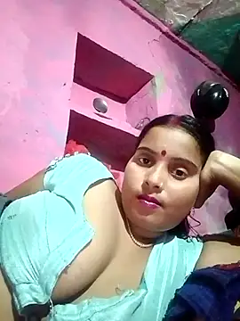 Webcam Model (Poonamdhillo)  is live.Free join now!