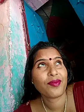 Webcam Model (Poonamdhillo)  is live.Free join now!