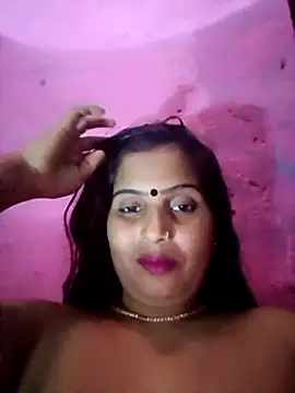 Webcam Model(Poonamdhillo) is live