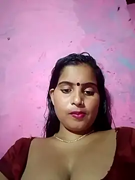 Webcam Model (Poonamdhillo)  is live.Free join now!