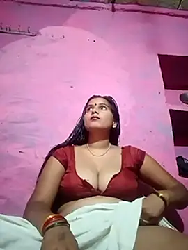 Webcam Model (Poonamdhillo)  is live.Free join now!