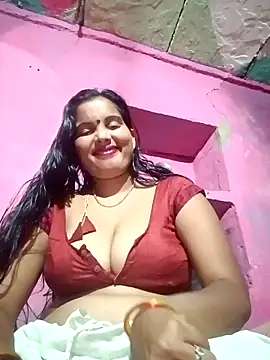 Webcam Model (Poonamdhillo)  is live.Free join now!