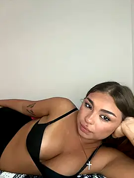 Webcam Model(mint_melissaaa) is live