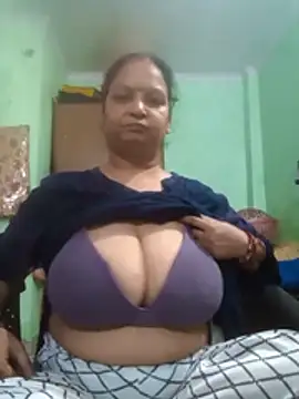 Webcam Model (Kavya_kapoor)  is live.Free join now!