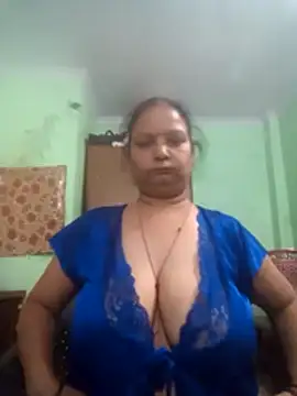 Webcam Model (Kavya_kapoor)  is live.Free join now!