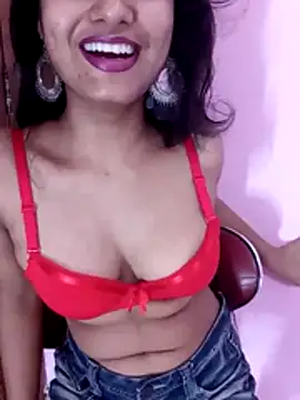 Webcam Model (Jenny-Kaur)  is live.Free join now!