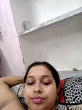 Webcam Model (Bhabhi_no-1)  is live.Free join now!