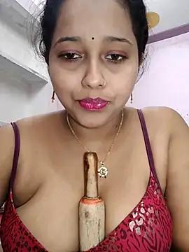 Webcam Model (Bhabhi_no-1)  is live.Free join now!