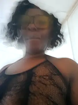 Webcam Model (Thickchocolatex2)  is live.Free join now!