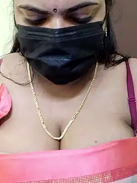 Webcam Model (nishaanthini)  is live.Free join now!