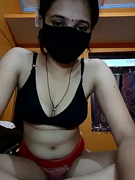 Webcam Model(Cute-Harshita) is live