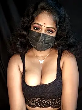 Webcam Model (Tamil_KaamaKanni)  is live.Free join now!