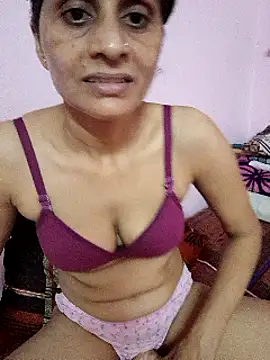 Webcam Model (Akirti-Sharma)  is live.Free join now!