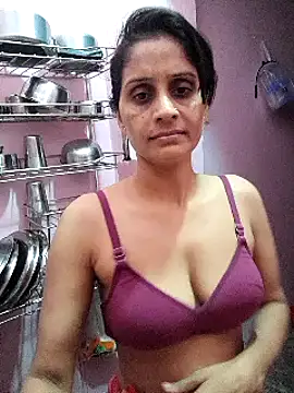 Webcam Model (Akirti-Sharma)  is live.Free join now!