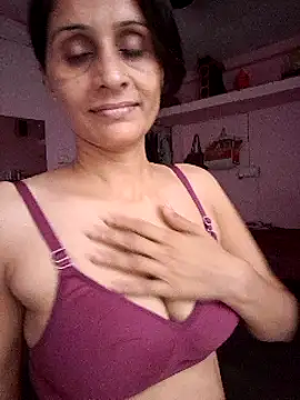 Webcam Model (Akirti-Sharma)  is live.Free join now!