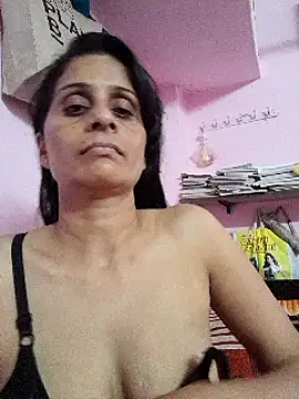 Webcam Model (Akirti-Sharma)  is live.Free join now!