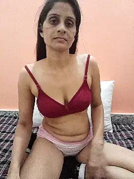 Webcam Model (Akirti-Sharma)  is live.Free join now!