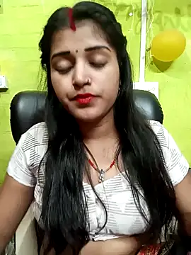 Webcam Model (KUNTI_88)  is live.Free join now!