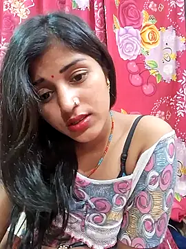 Webcam Model (KUNTI_88)  is live.Free join now!