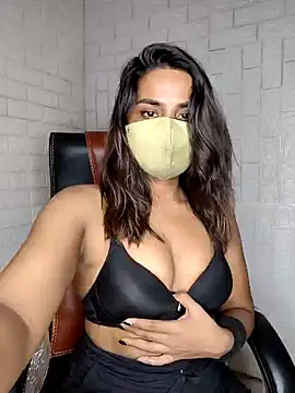 Webcam Model (Poonam_Bold)  is live.Free join now!