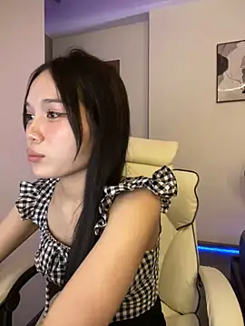 Webcam Model(Lucky-2k6) is live