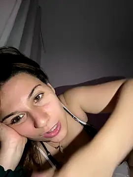 Webcam Model(joanaguerreiroo) is live