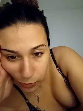 Webcam Model (joanaguerreiroo)  is live.Free join now!