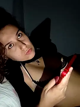 Webcam Model (joanaguerreiroo)  is live.Free join now!