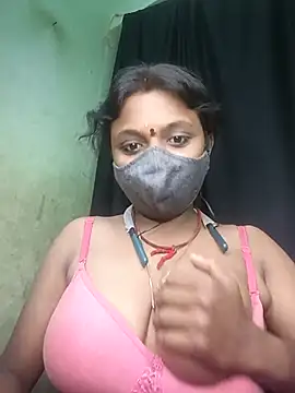 Webcam Model (tamil_kanniponnu)  is live.Free join now!