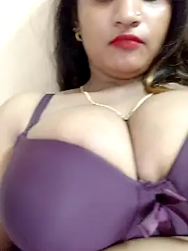 Webcam Model(Deepanshi_Sharma) is live