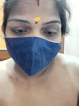 Webcam Model (aadhavi)  is live.Free join now!