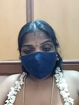 Webcam Model (aadhavi)  is live.Free join now!