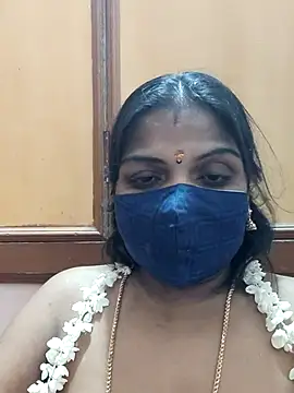 Webcam Model (aadhavi)  is live.Free join now!