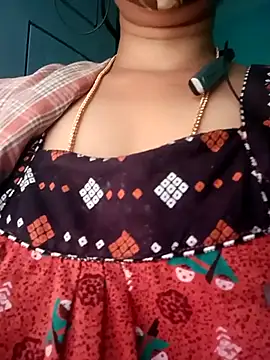 Webcam Model (Lillytelugu225)  is live.Free join now!