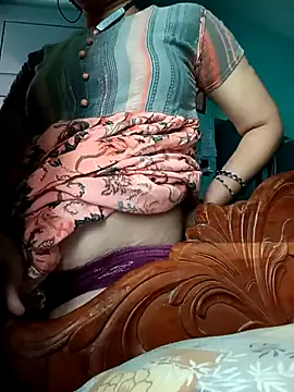 Webcam Model (Lillytelugu225)  is live.Free join now!