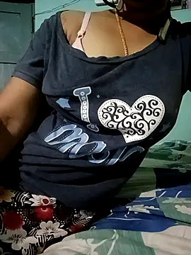 Webcam Model(Lillytelugu225) is live