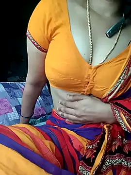 Webcam Model(Lillytelugu225) is live