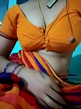 Webcam Model(Lillytelugu225) is live