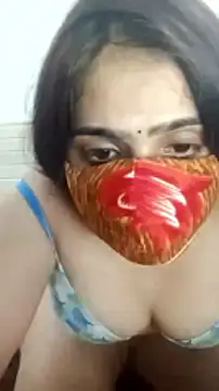 Webcam Model (Sexy_riya_00)  is live.Free join now!