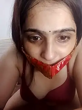 Webcam Model (Sexy_riya_00)  is live.Free join now!